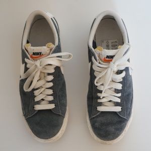 Low Top Nike Blazers - Size 8.5